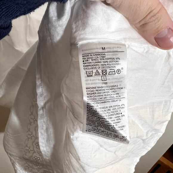 Old Navy White Flutter Sleeve Dress - Picture 3 of 6